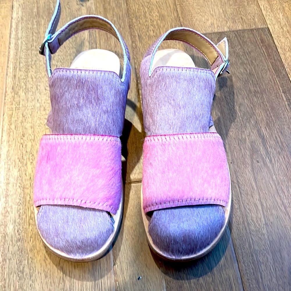 Women’s Pink and Lavender Two-Tone Open-Toe Sandals